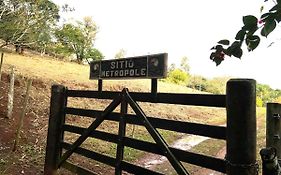 Sitio Metrópole - Refugio na natureza